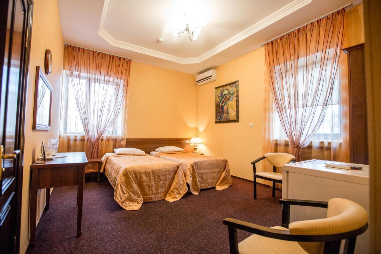 Hotel Saya Almaty Exterior photo